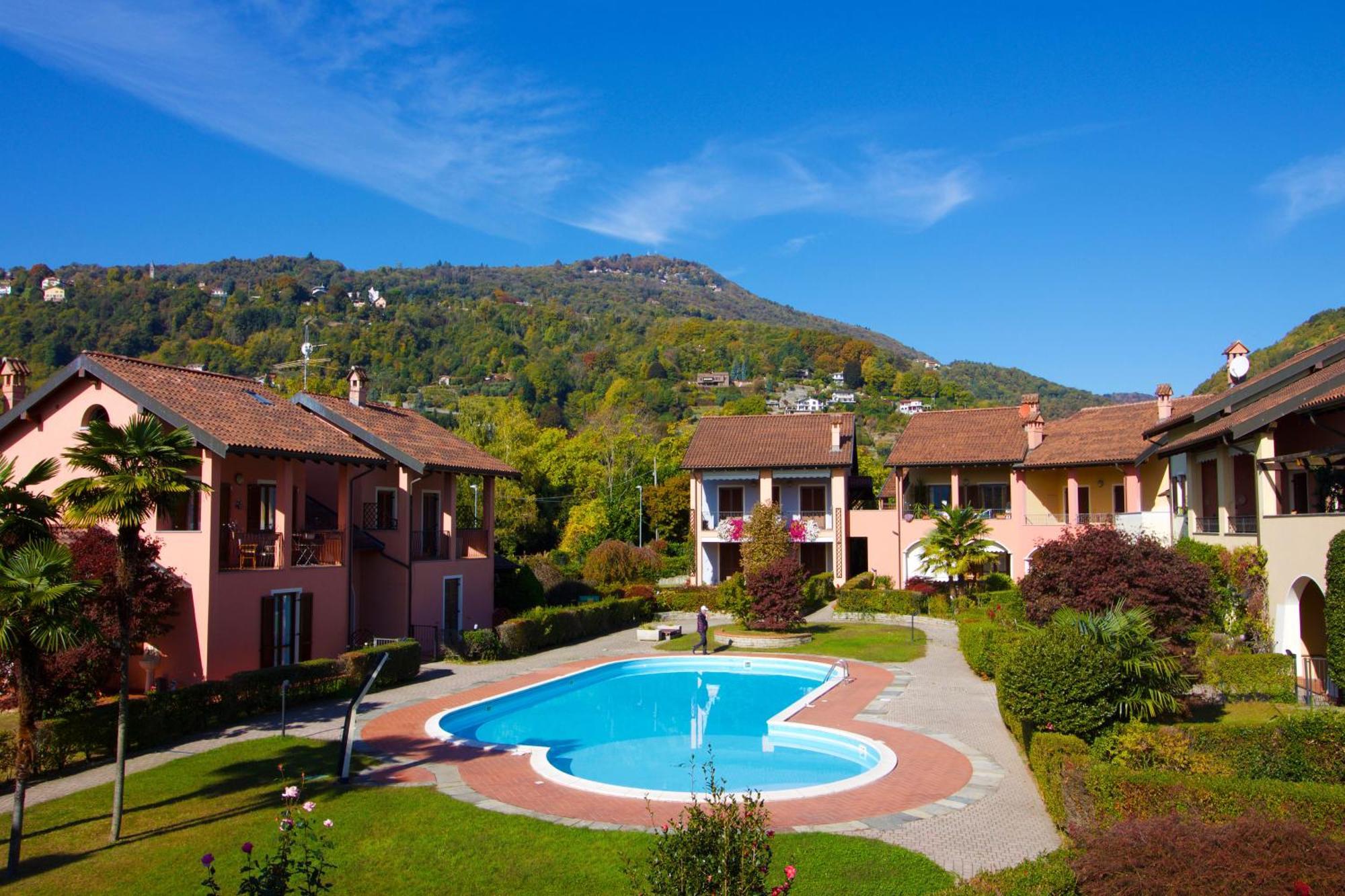 Sunflower Relax Pool And Terrace - Happy Rentals Lesa Buitenkant foto